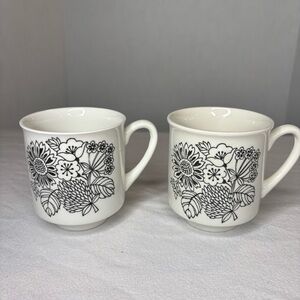 Vintage Retro 70s Grindley Tea Dinnerware Ironstone England Black/White Floral.